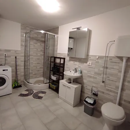 Apartment Nadalina Kraljevica